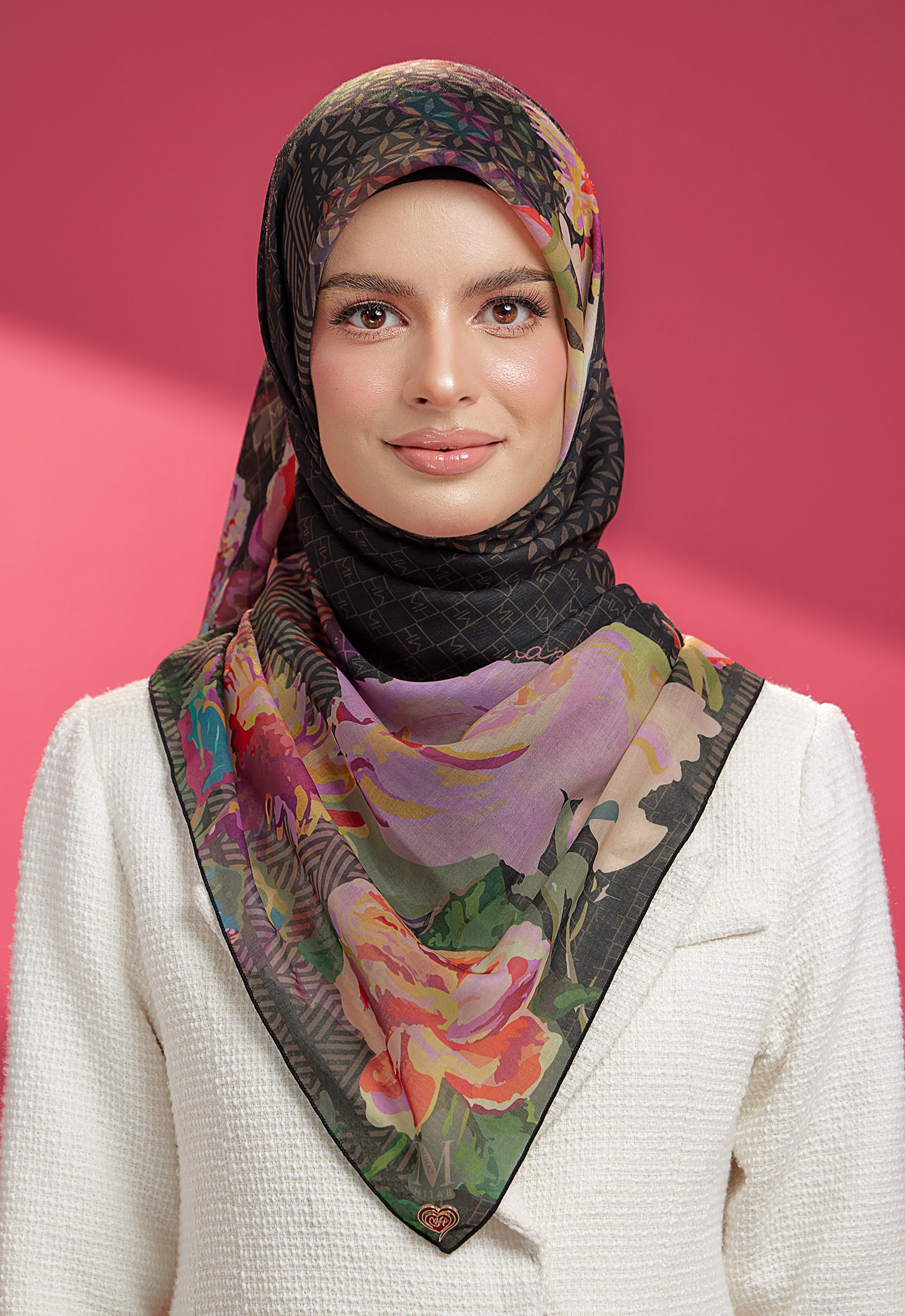 AMORA - BLACK - Image 3