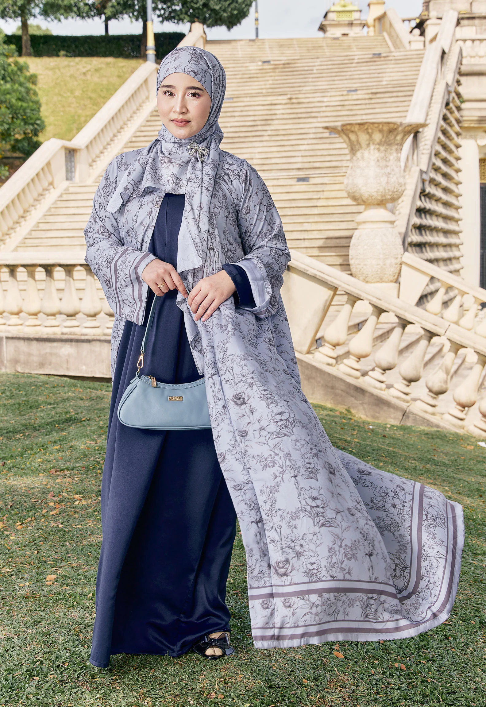 DANA PRINTED ABAYA - STEEL GRAY - Image 4