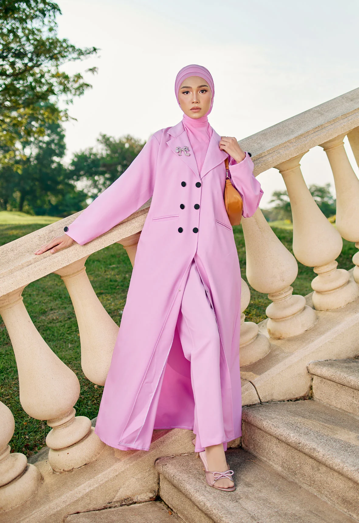 Lebaran sales abaya