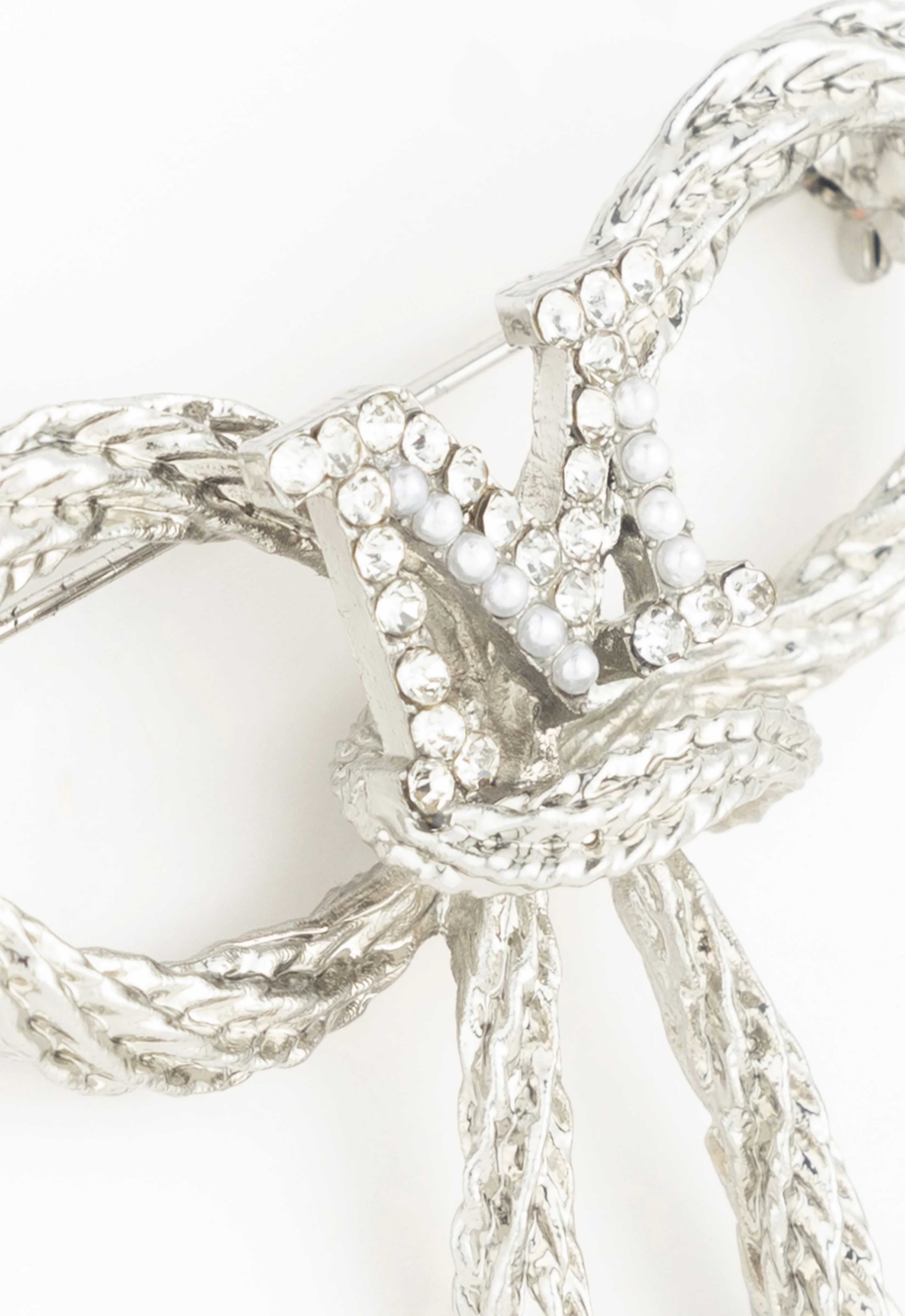 MINAZ HIJAB RIBBON BROOCH 2.0 - Image 4