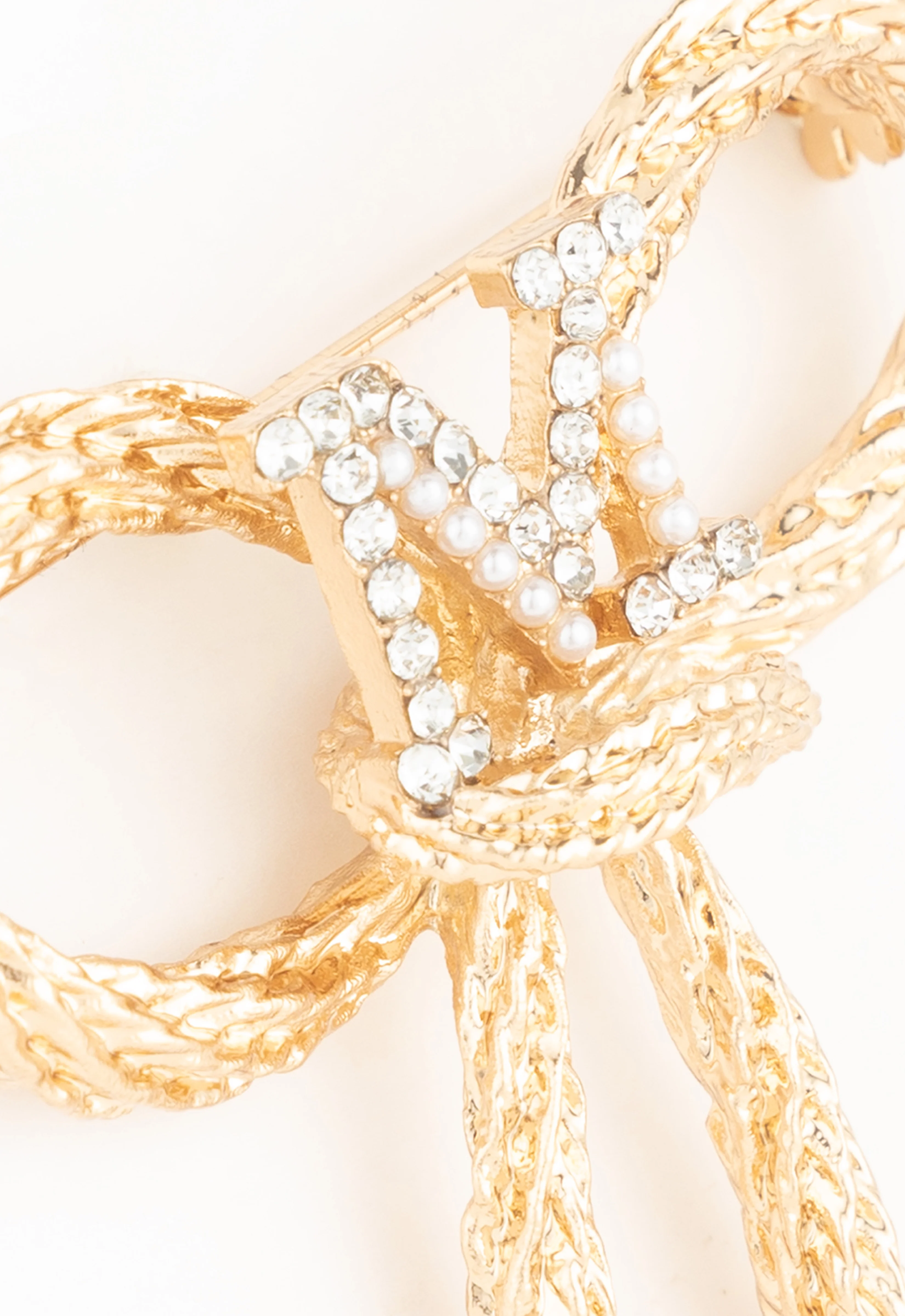 MINAZ HIJAB RIBBON BROOCH 2.0 - Image 8