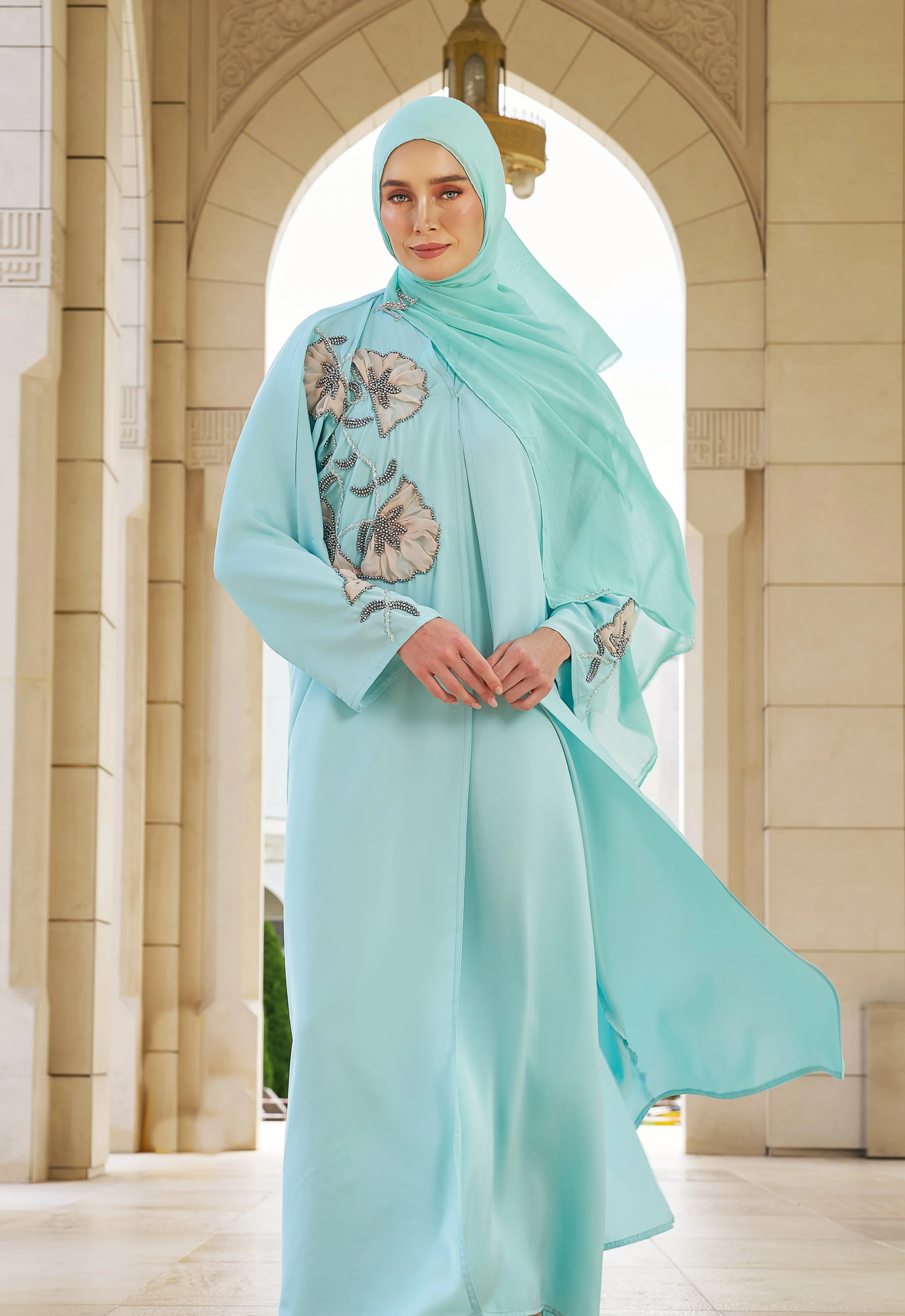 RANIA LUXE ABAYA - TIFFANY - Image 3