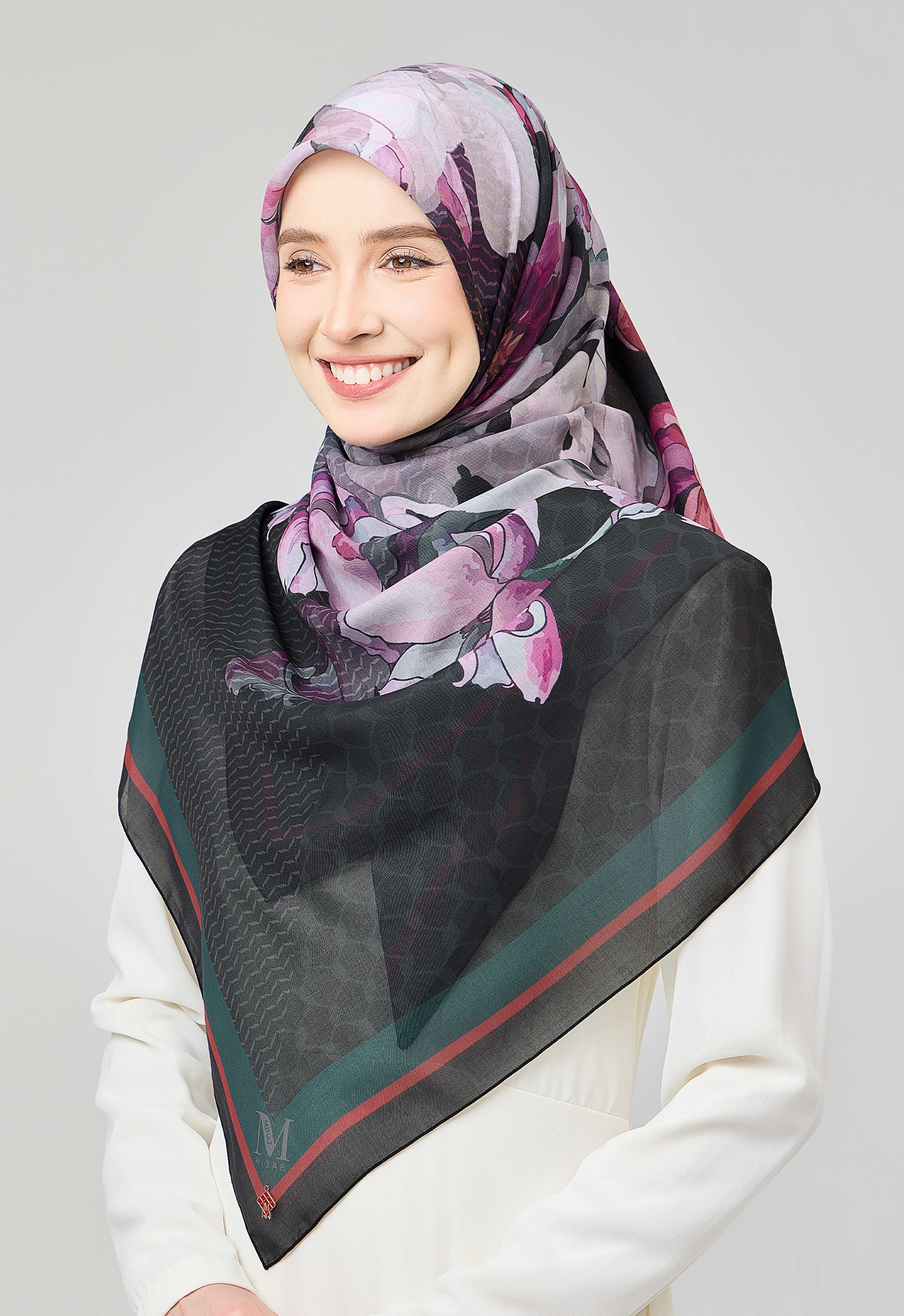 SERI - MIDNIGHT BLACK - Image 5