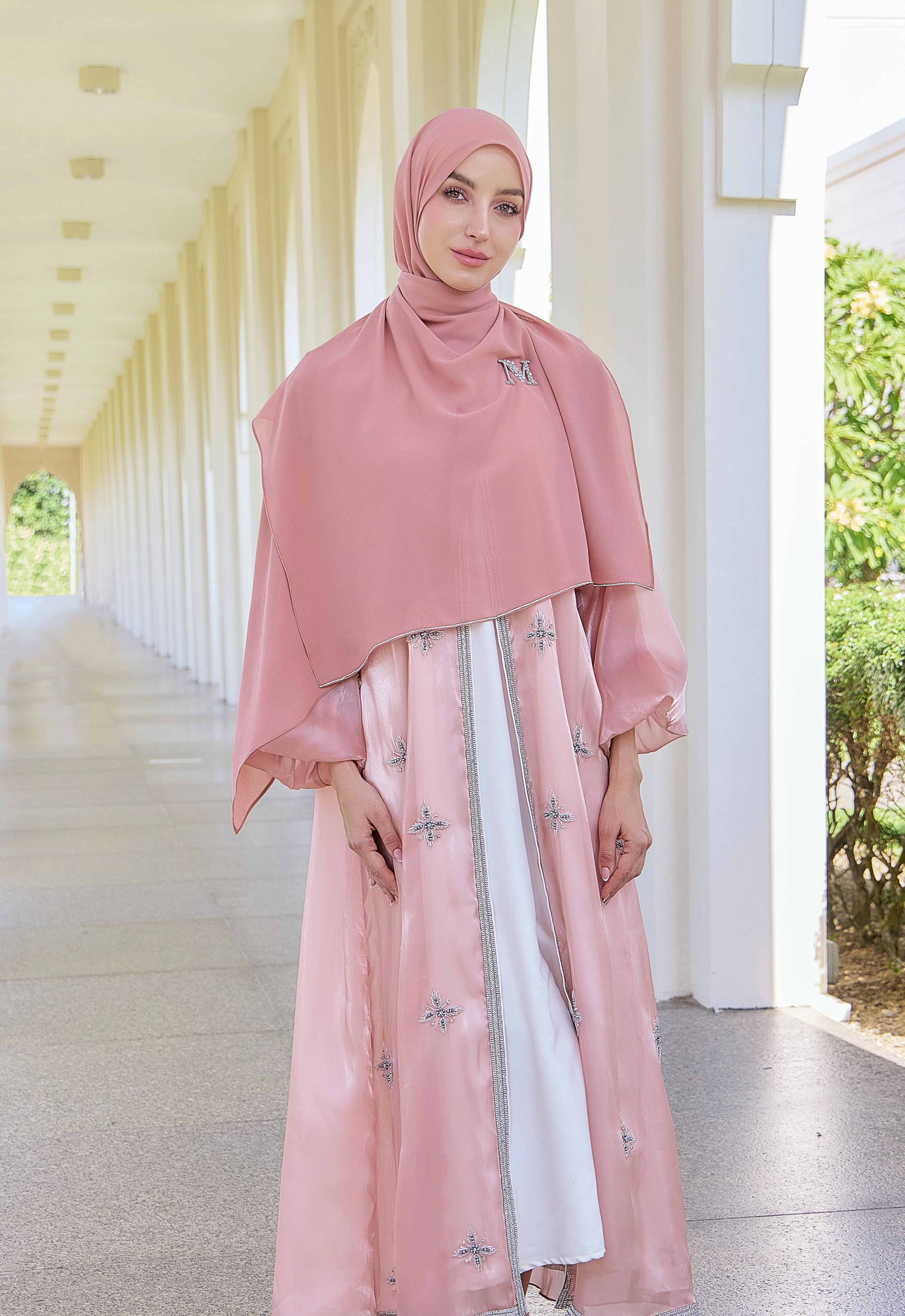 THALIA LUXE ABAYA - PEACH - Image 3